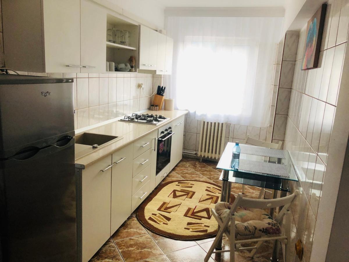 Ana-Maria Home Ramnicu Valcea Exterior photo