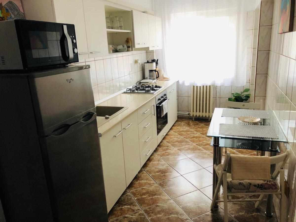 Ana-Maria Home Ramnicu Valcea Exterior photo